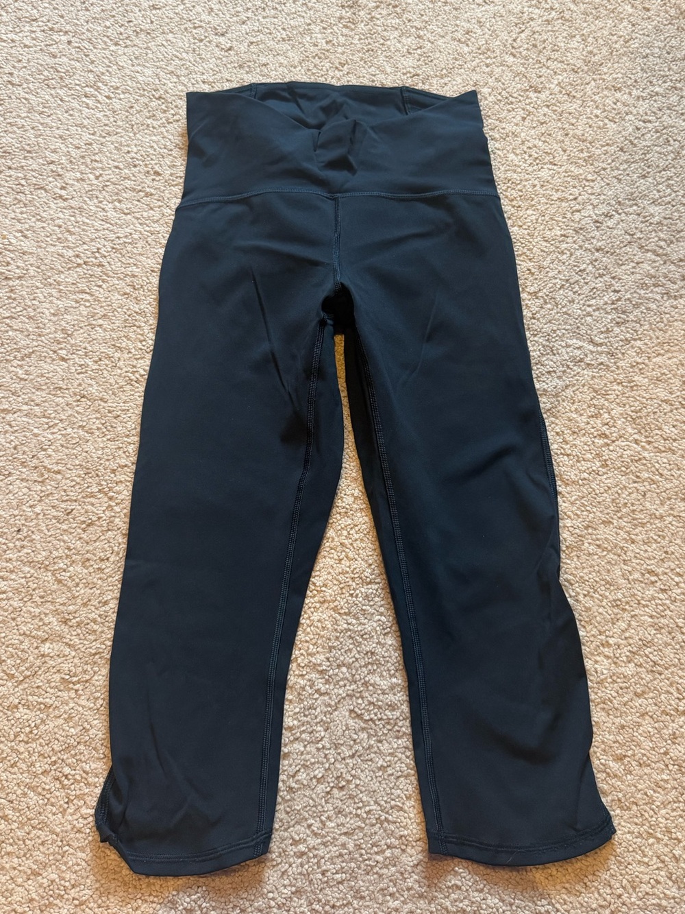 Lululemon Athletica Cropped Workout Leggings